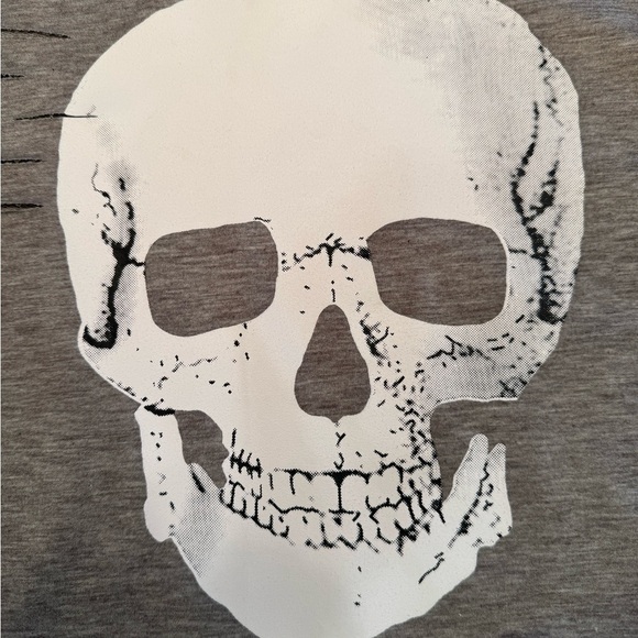 Women’s Distressed Skull Graphic Sweatshirt – Size Small - Picture 4 of 6